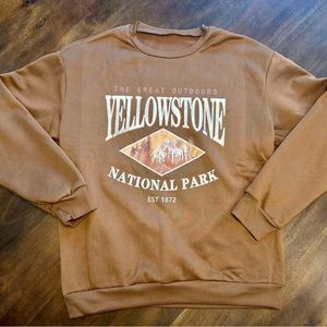 Men’s forest print crewneck shirt